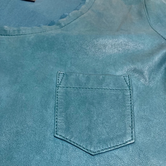 DIANE VON FURSTENBURG Genuine Leather Pocket Tee (Fits Sz 6-8) - Picture 2 of 15